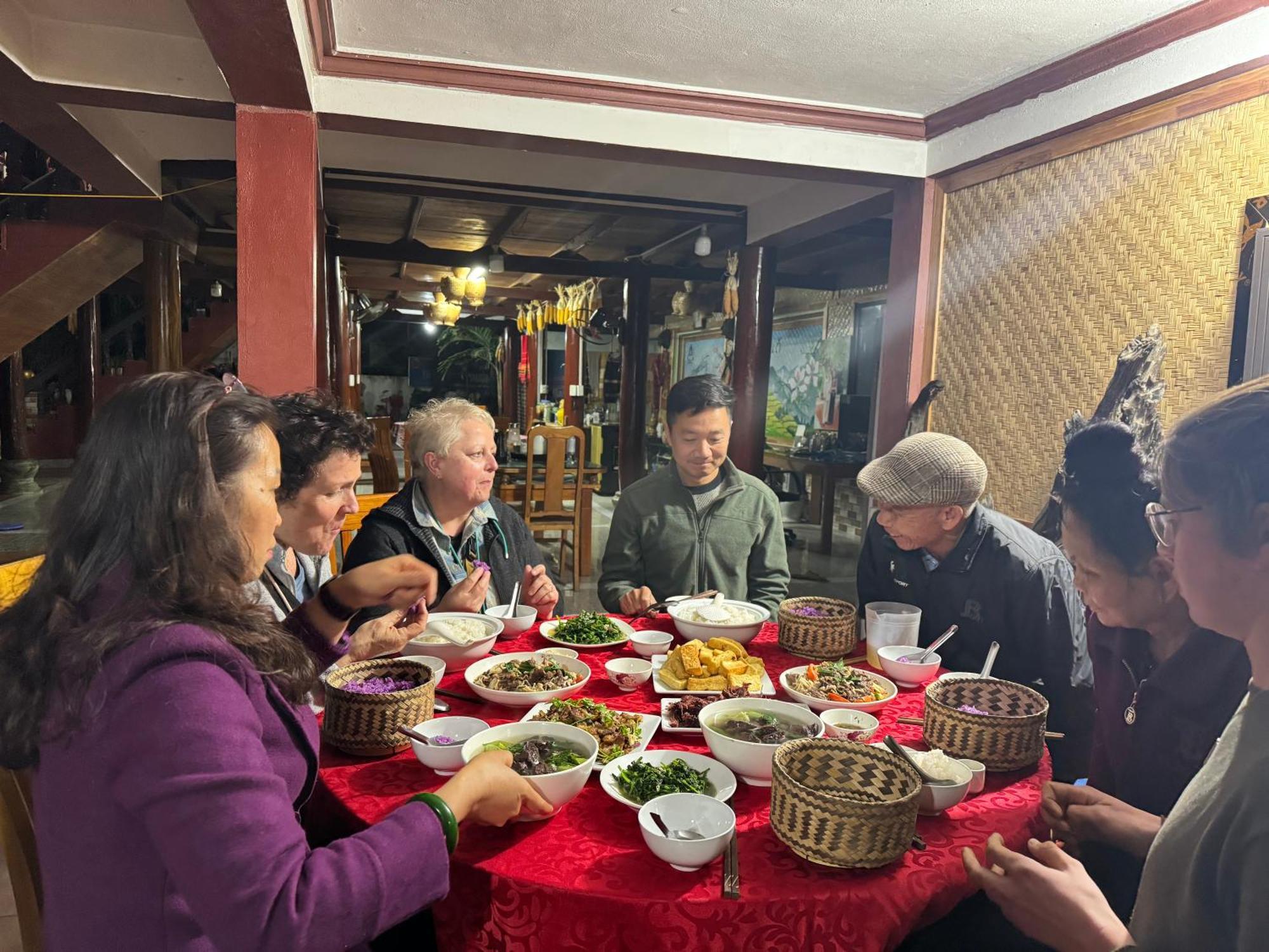 Minh Ngoc Homestay Dien Bien Phu Ban Hin Lom Kültér fotó