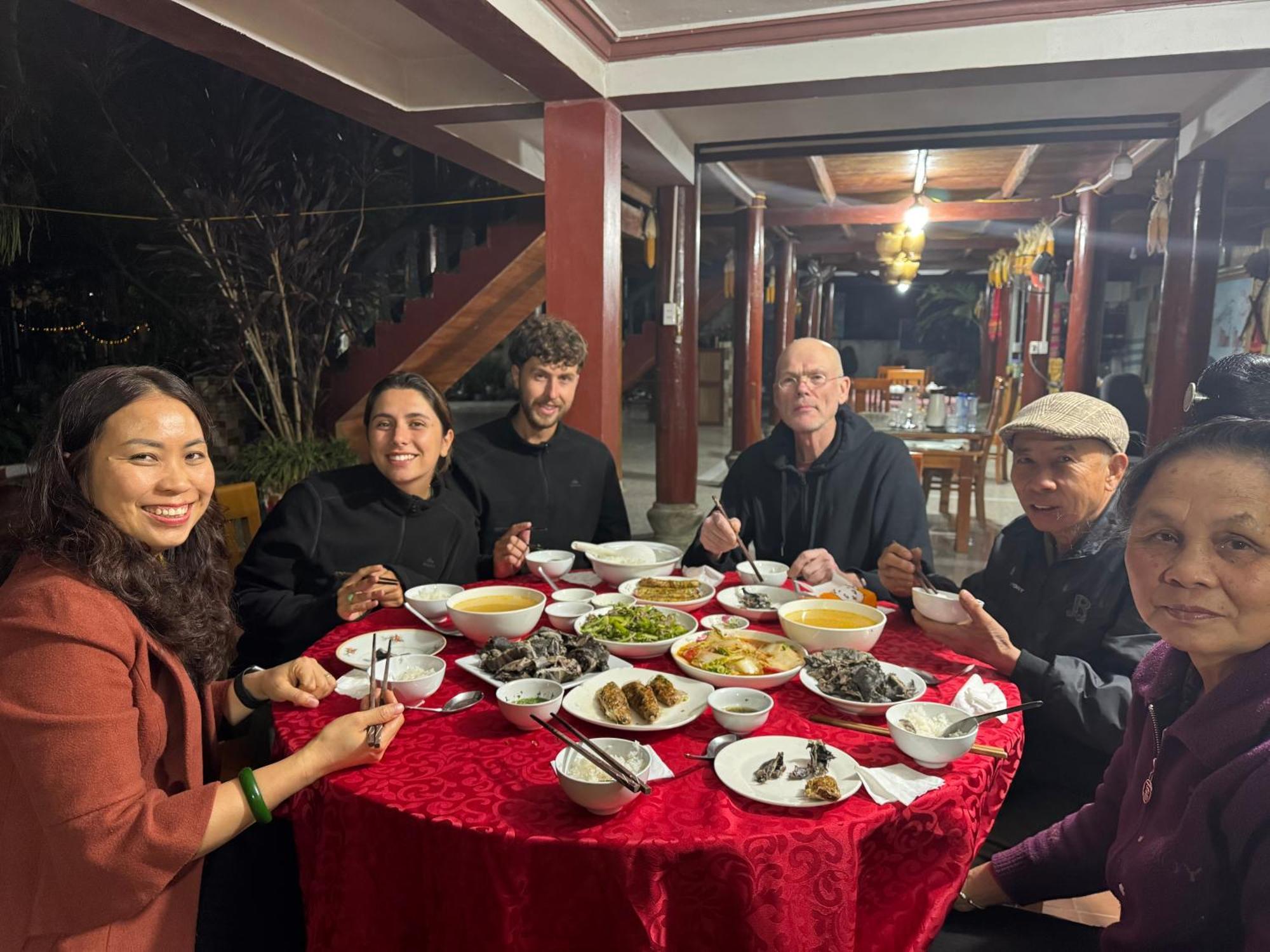 Minh Ngoc Homestay Dien Bien Phu Ban Hin Lom Kültér fotó